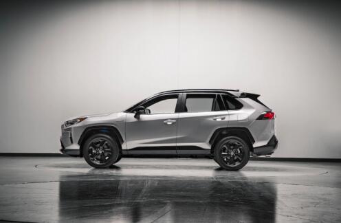 RAV4榮放